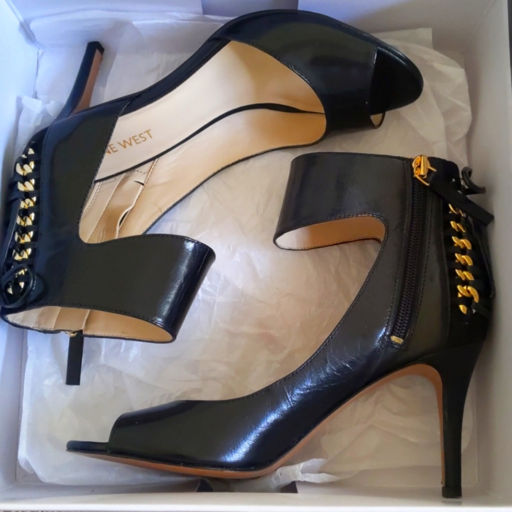 Nine West Sandals